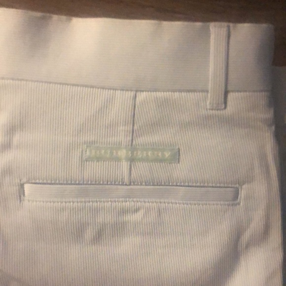 Short Burberry - Picture 3 of 4